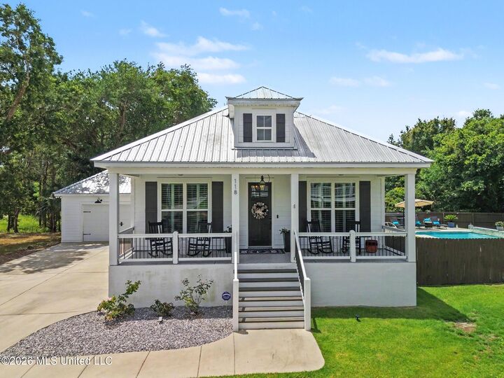 Property Photo:  118 Palm Avenue  MS 39571 