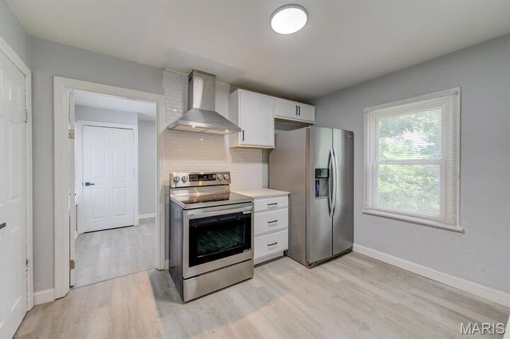 Property Photo: 8067 Aline Avenue MO 63134