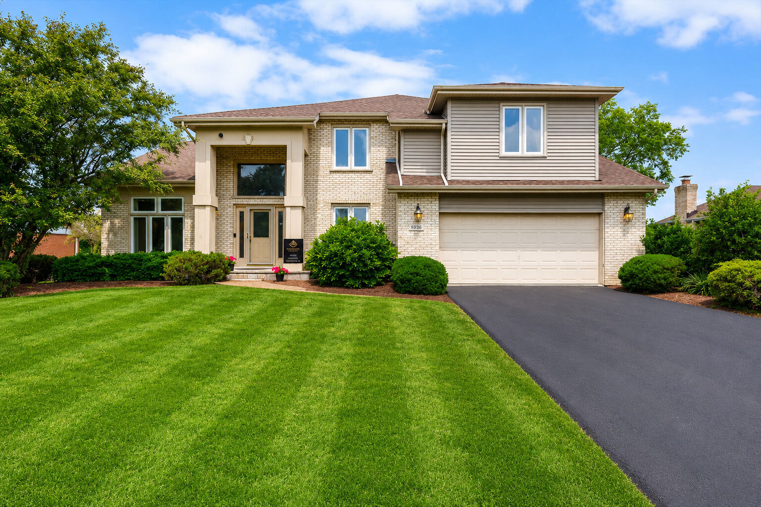 Property Photo:  8936 Charrington Drive  IL 60423 