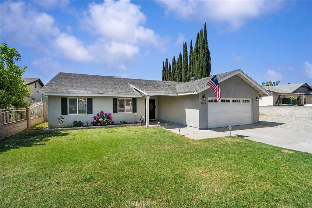 Property Photo:  1828 E Princeton Street  CA 91764 