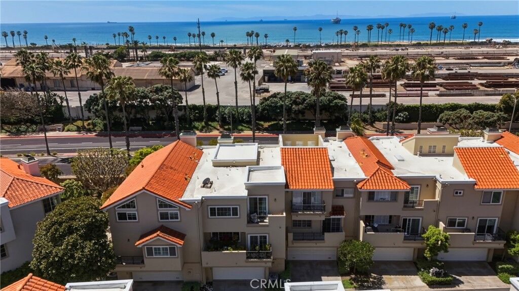 Property Photo:  6182 Fernwood  CA 92648 