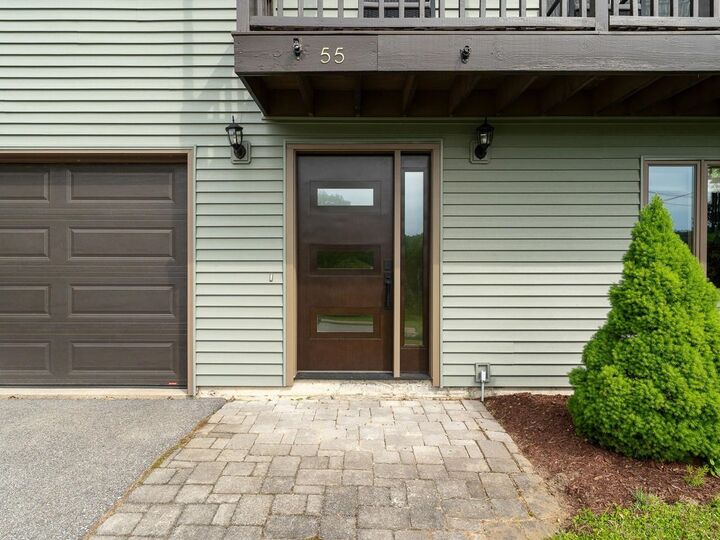 Property Photo:  55 Maplewood Avenue  VT 05468 