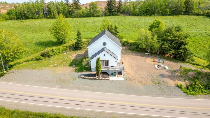 Property Photo: 10563 Highway 2 NS B0M 1W0