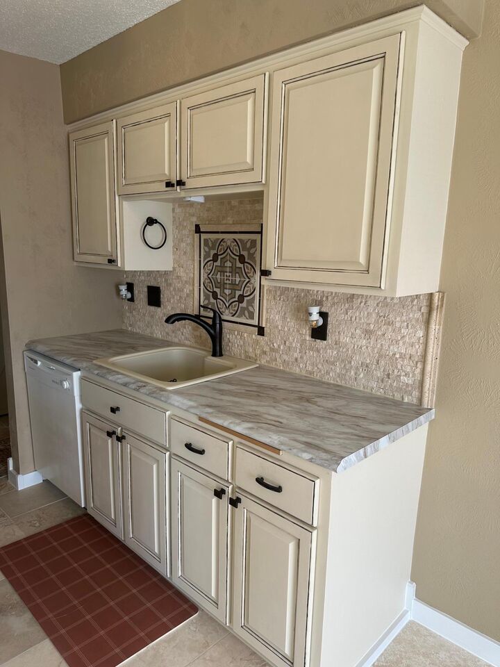 Property Photo: 909 11th Avenue S 8 MN 55343