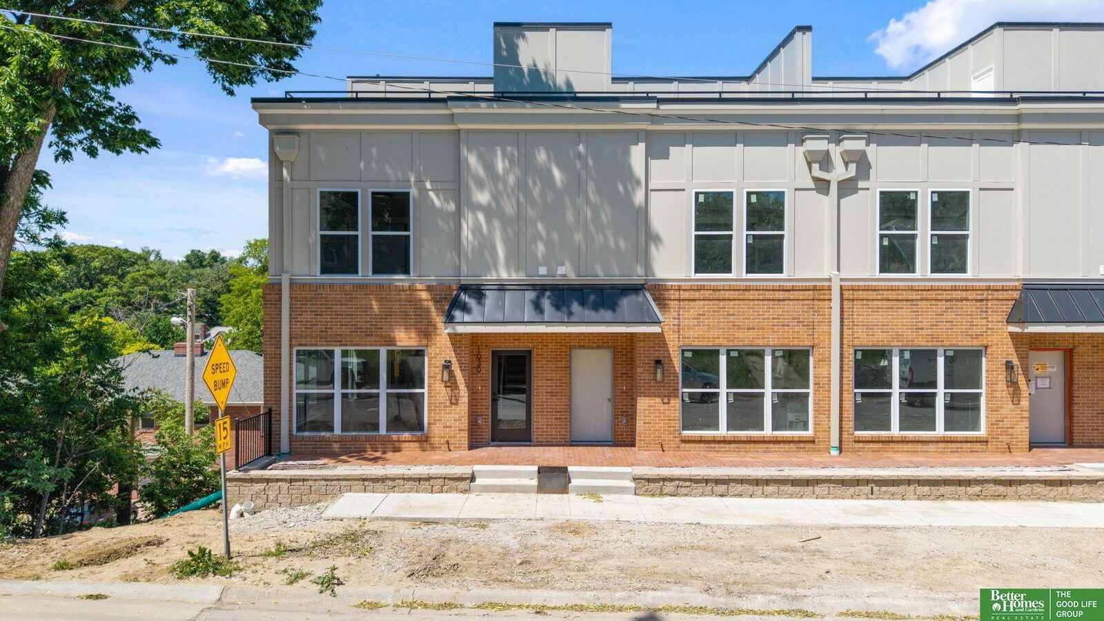 Property Photo:  1026 S 33rd Street  NE 68105 