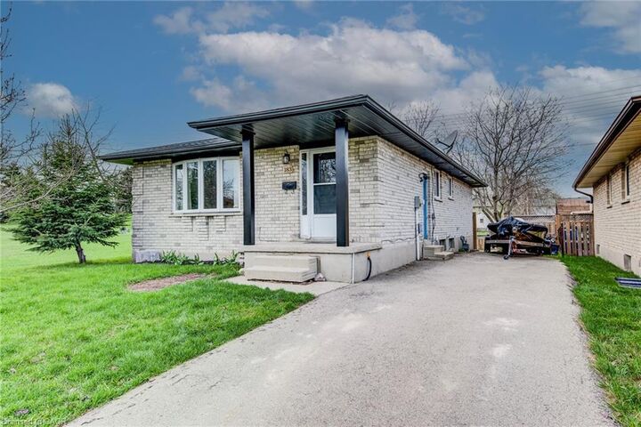 Property Photo: 183 Dinison Crescent ON N2E 2S6