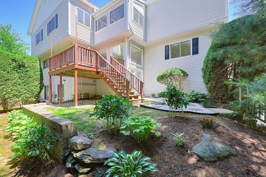 Property Photo:  33 Half Crown Cir 33  MA 01721 