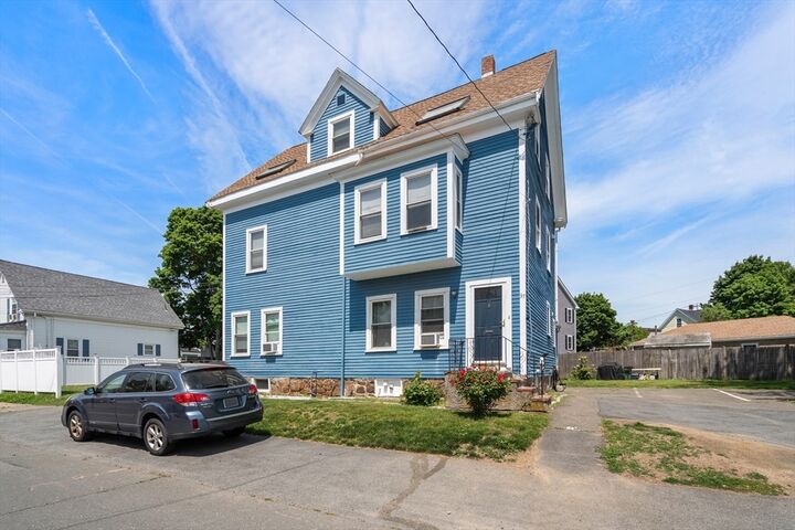 Property Photo: 37 Wellman St 3 MA 01915