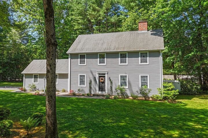 Property Photo:  12 Blueberry Bend  MA 01075 