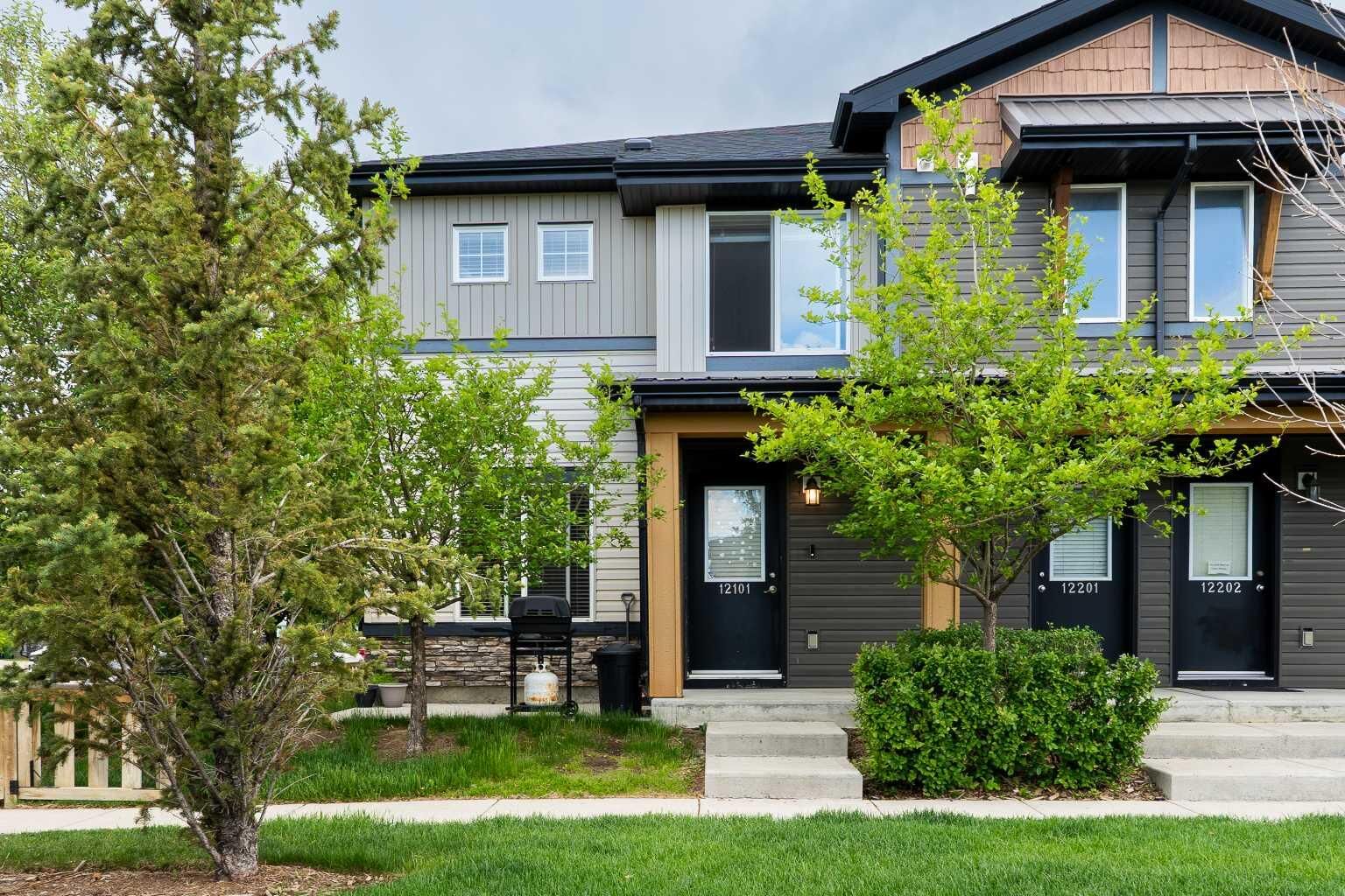 Property Photo:  2781 Chinook Winds Drive SW 12101  AB T4B 3S5 