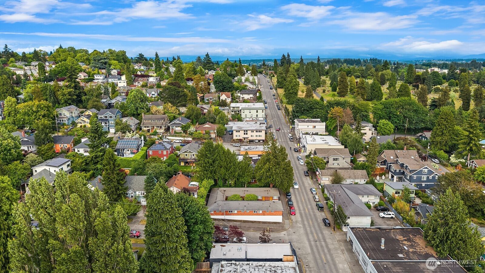 Property Photo:  2800 NE 55th Street  WA 98105 
