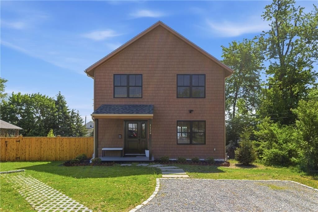 Property Photo: 1124 Narragansett Boulevard RI 02905