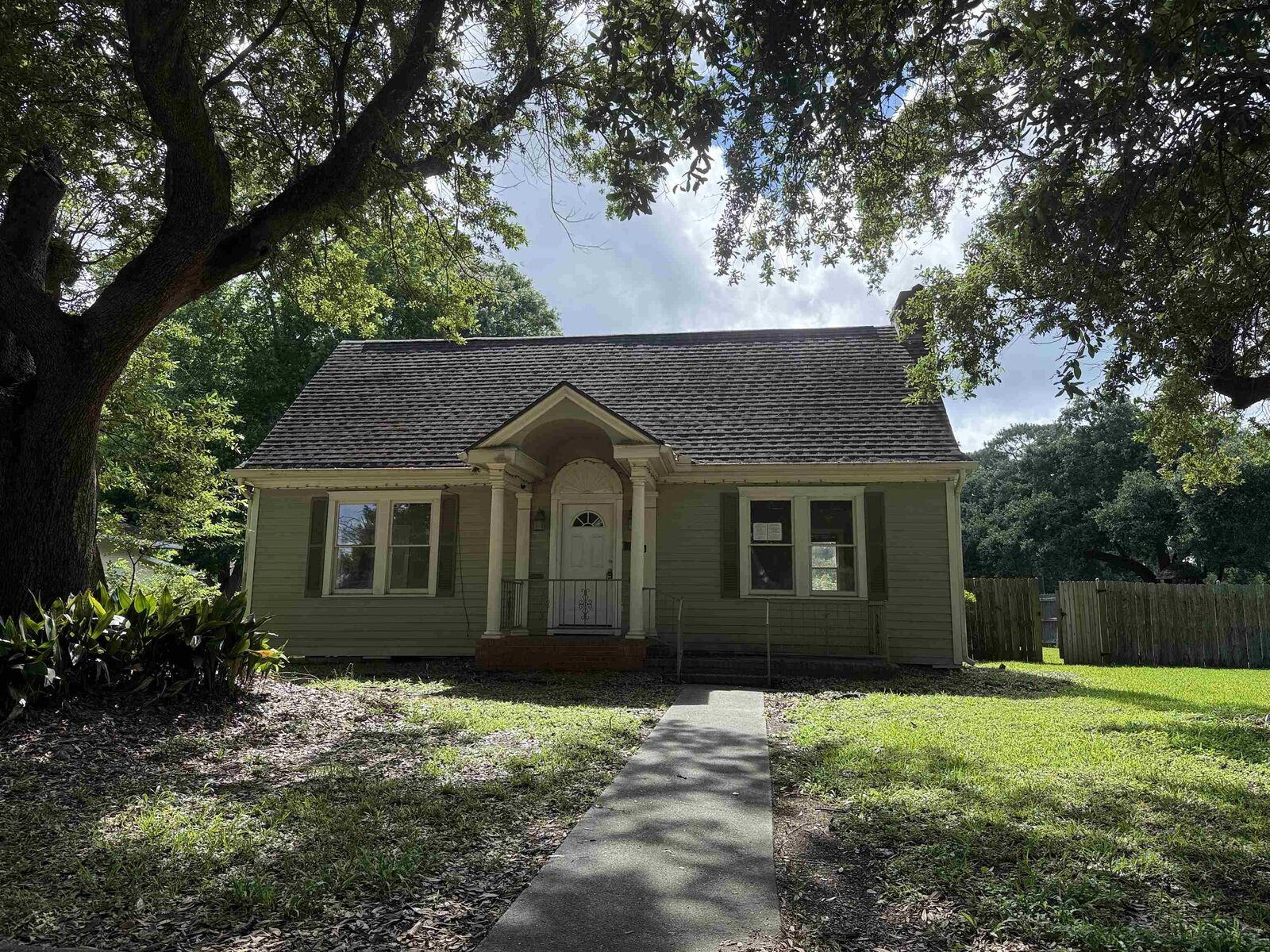 Property Photo: 4545 Hollywood TX 77642
