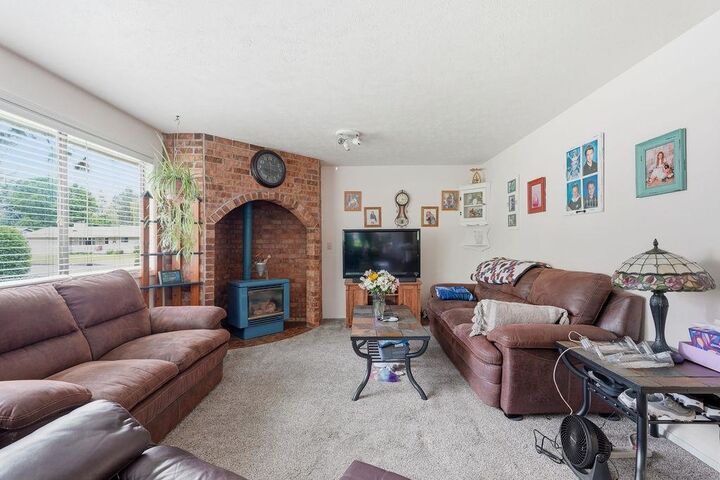 Property Photo:  2925 S Skipworth Rd  WA 99206 