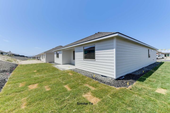 Property Photo:  36 W 12th St  WA 99006 
