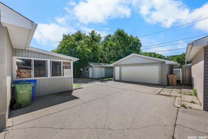 621 20th Avenue E — photo 1