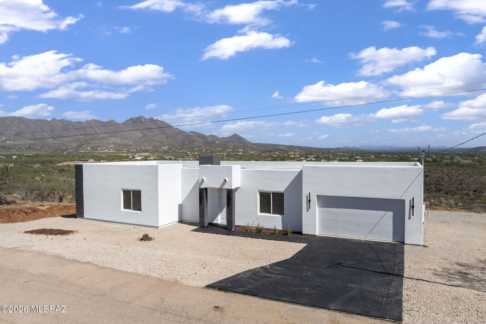 Property Photo: 31 Calle Marruecos AZ 85648
