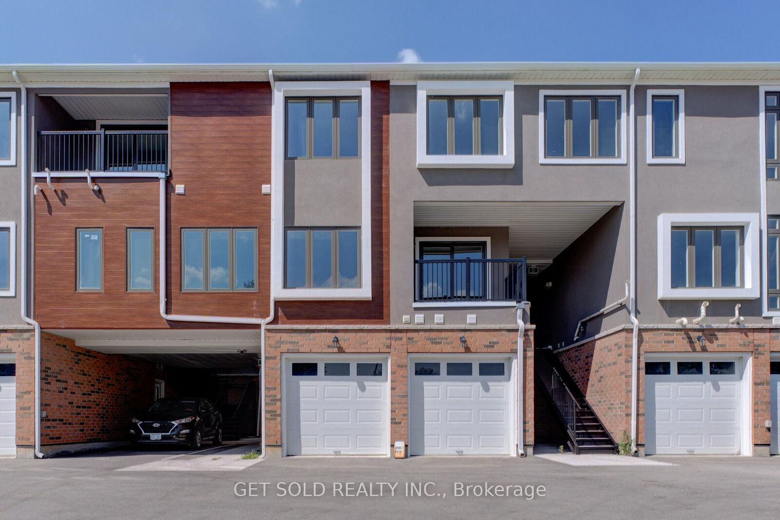 Property Photo: 6701 Thorold Stone Road 10 ON L2J 1B3