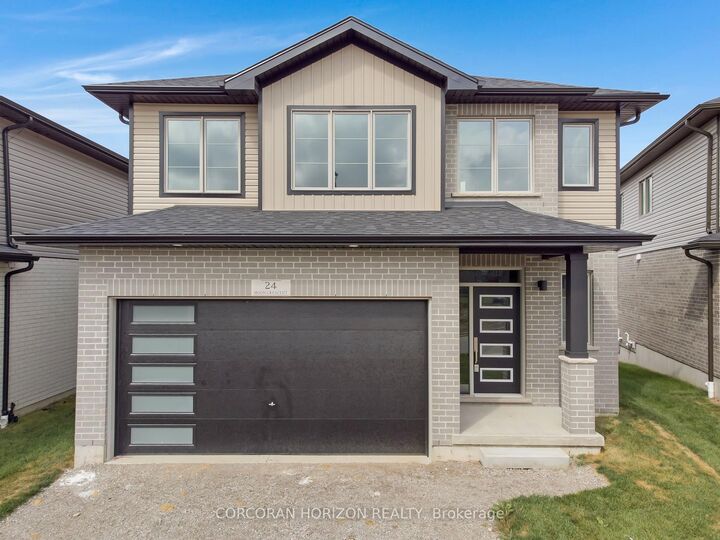 24 Moon Crescent — photo 1