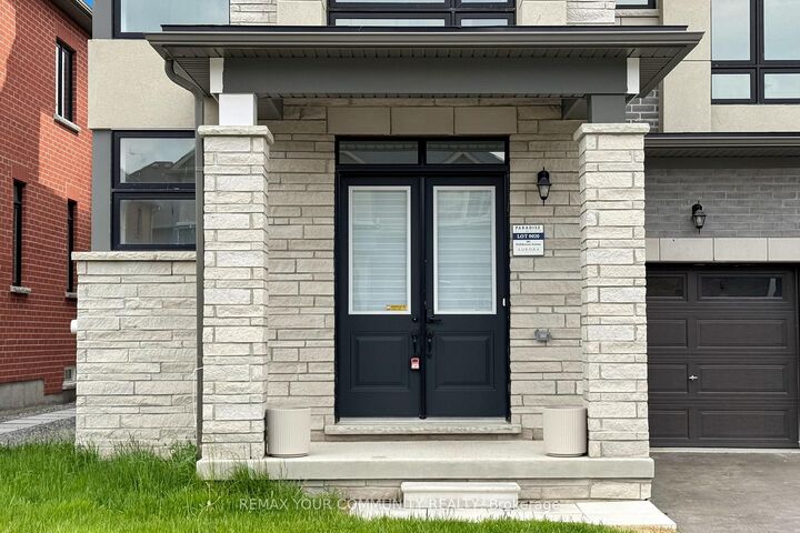 Property Photo: 105 Halldorson Avenue ON L4G 7B6