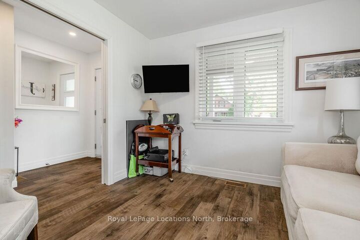 Property Photo: 43 Napier Street W ON N0H 2P0