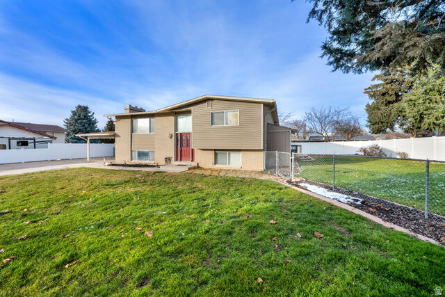 Property Photo: 2932 W 6050 S UT 84067