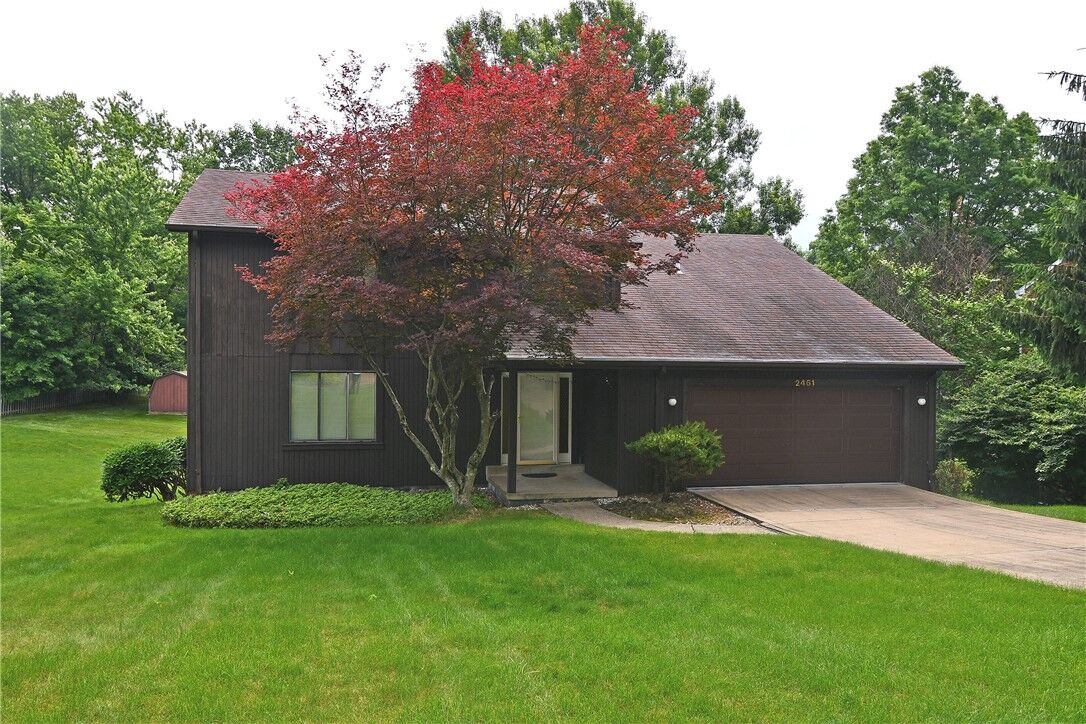 Property Photo:  2461 Corteland Drive  PA 15241 