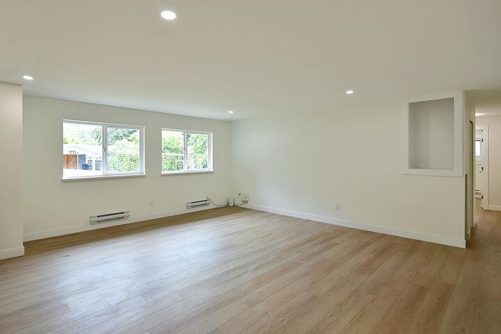 Property Photo: 5787 Ebbtide Street BC V0N 0B7