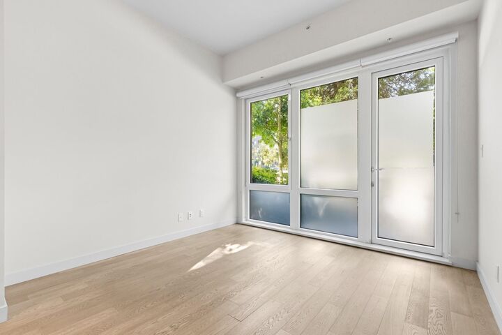 Property Photo: 4488 Cambie Street 104 BC V5Y 0M2