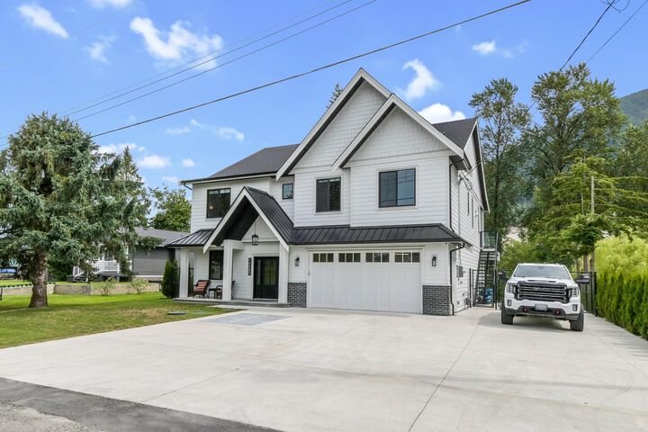 Property Photo: 10080 Mountainview Road BC V2V 4J1