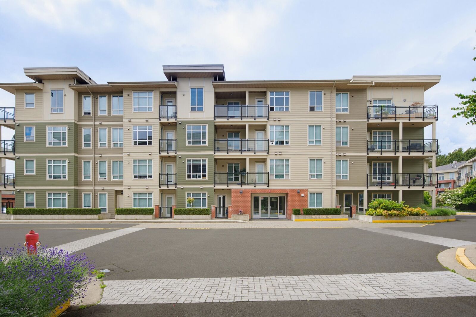 Property Photo:  20211 66 Avenue E305  BC V2Y 0L4 