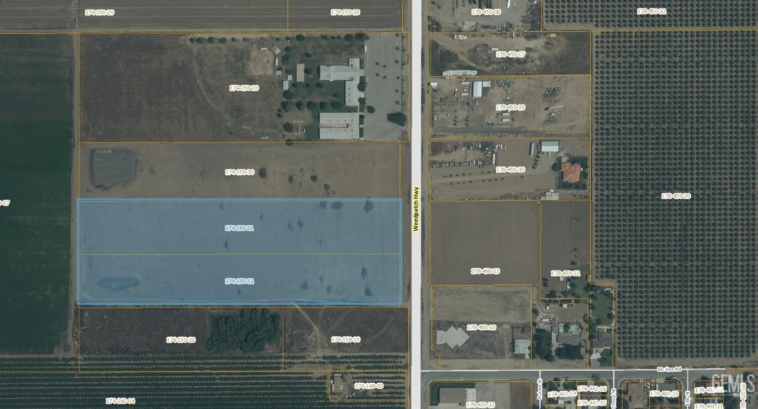 Property Photo: 8800 Weedpatch Highway CA 93241