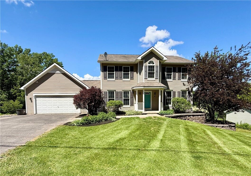 Property Photo:  4 Patterson Road  NY 14513 