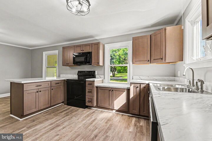 Property Photo: 203 Pine Road PA 17065