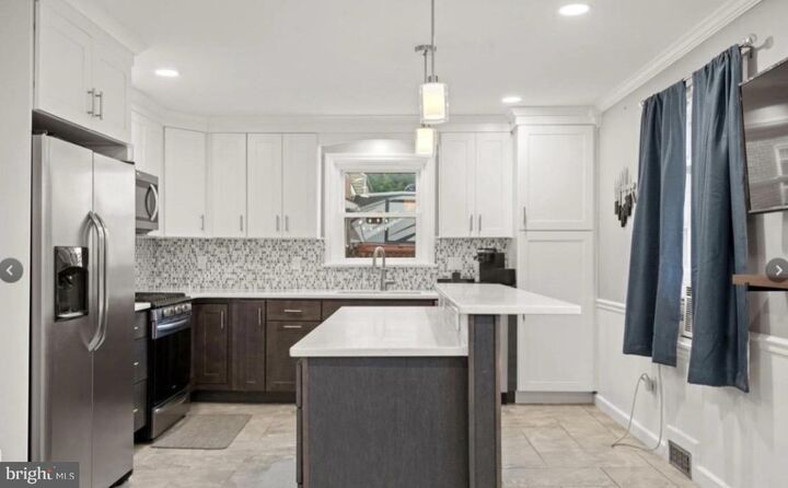 Property Photo:  923 Rohrerstown Road  PA 17601 