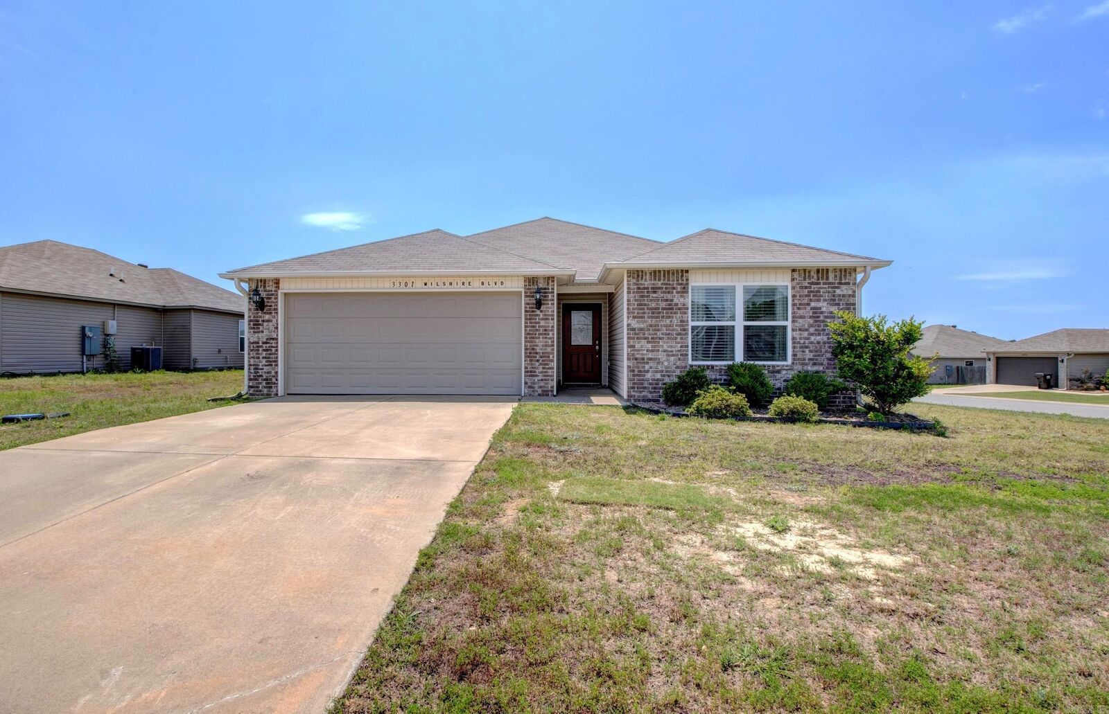 Property Photo:  3301 Wilshire Boulevard  AR 72019 