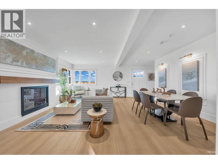 Property Photo:  1125 Cartier Avenue 103  BC V3K 2C1 