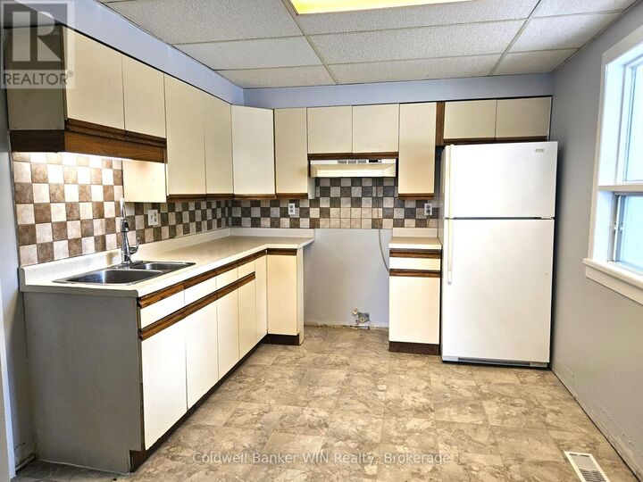 Property Photo:  278 Egremont Street North  ON N0G 2L2 
