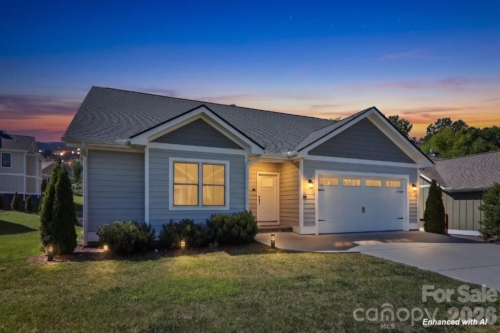 Property Photo:  119 Olde Oak Way  NC 28792 