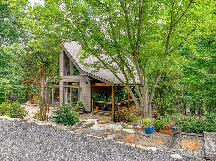 Property Photo: 68 Woodgate Trail 93 NC 28751