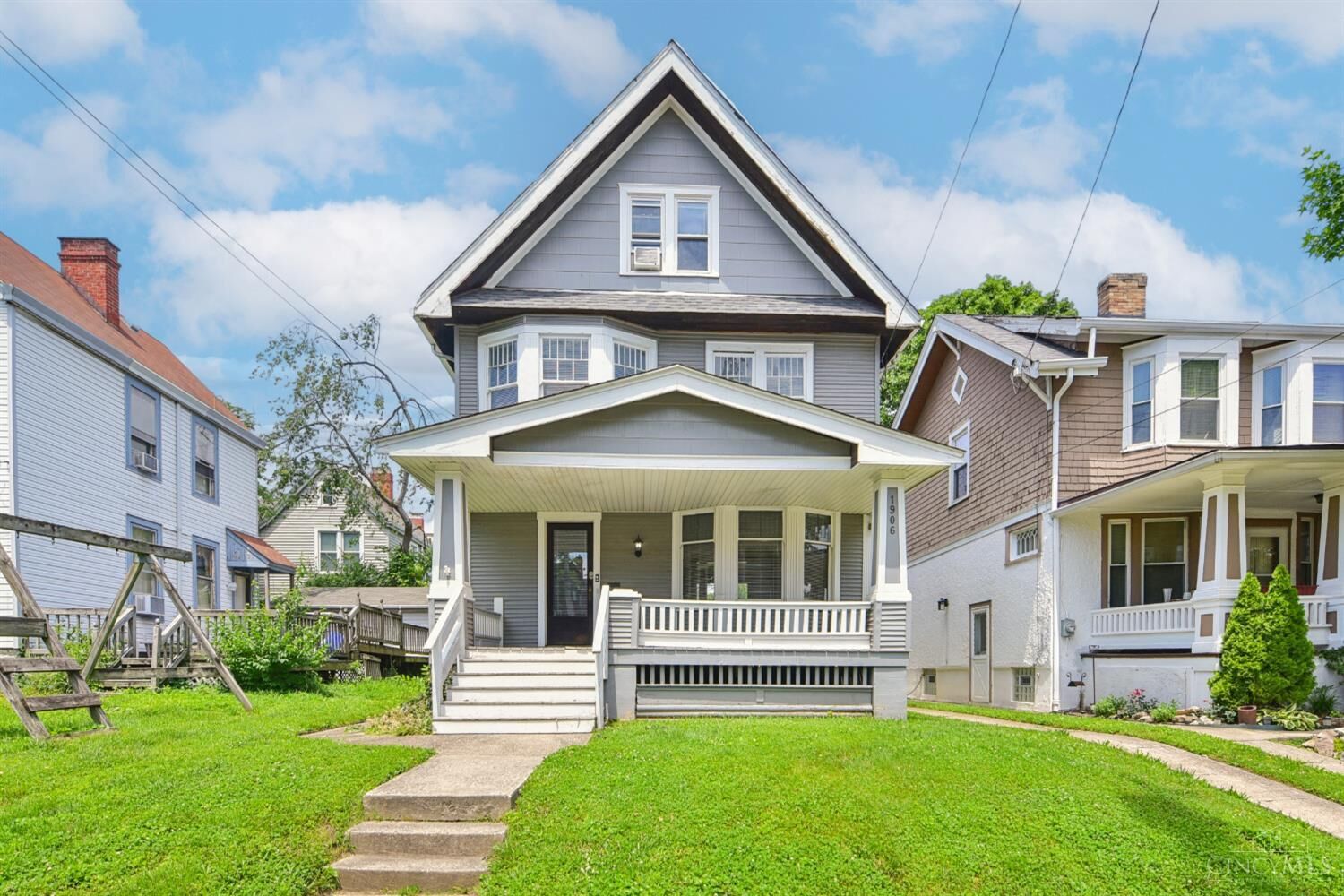 Property Photo: 1906 Mentor Avenue OH 45212