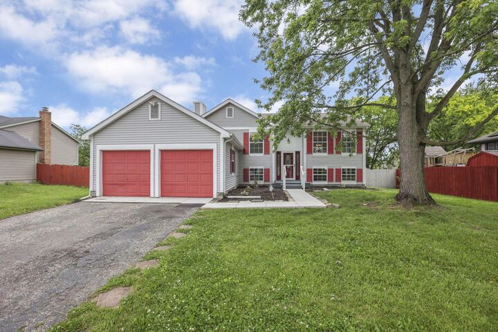 Property Photo: 357 Old Ranch Court OH 43119