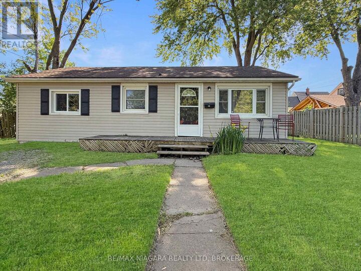 Property Photo:  155 Douglas Street  ON L2A 3X1 