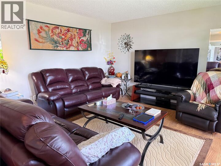 Property Photo: 23 Tufts Crescent SK S0L 2N0