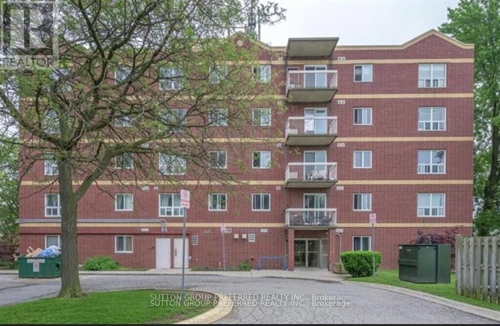Property Photo:  626 First Street 402  ON N5V 2A2 