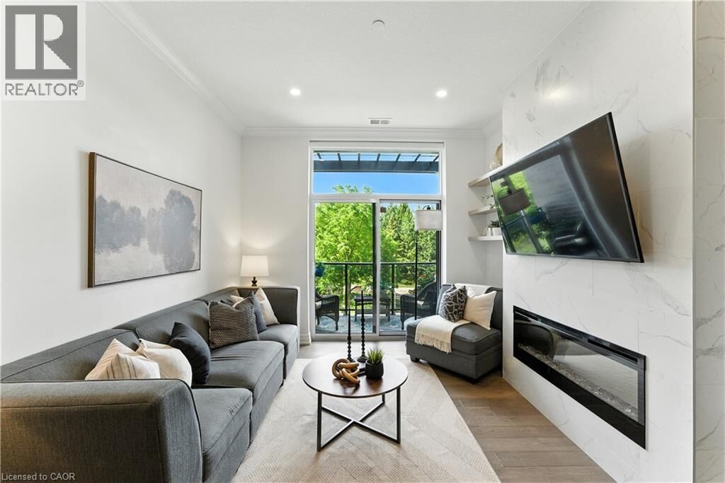 Property Photo:  1880 Gordon Street 207  ON N1L 0P5 