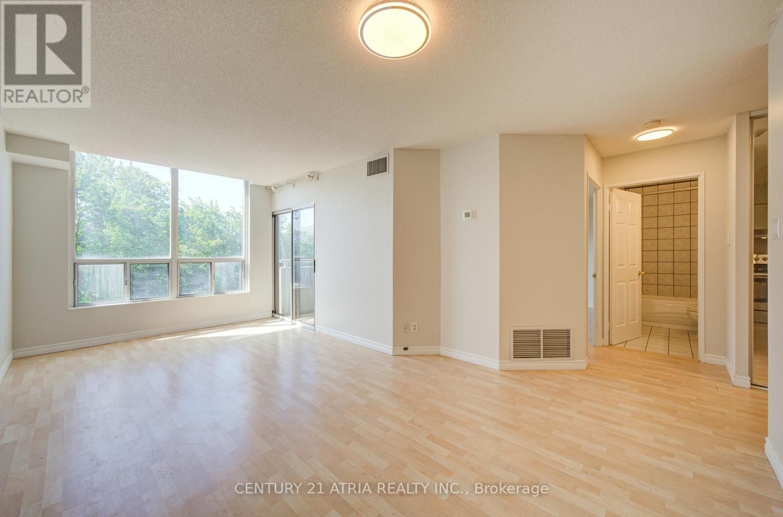 Property Photo: 897 Sheppard Avenue 310 ON M3H 2T4
