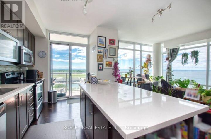 Property Photo: 90 Stadium Road 1903 ON M5V 3W5
