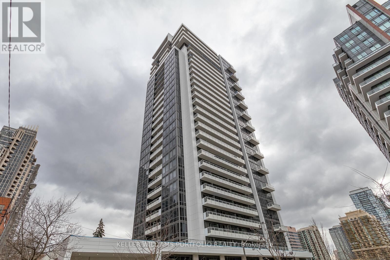 Property Photo:  75 Canterbury Place 1205  ON M2N 0L2 