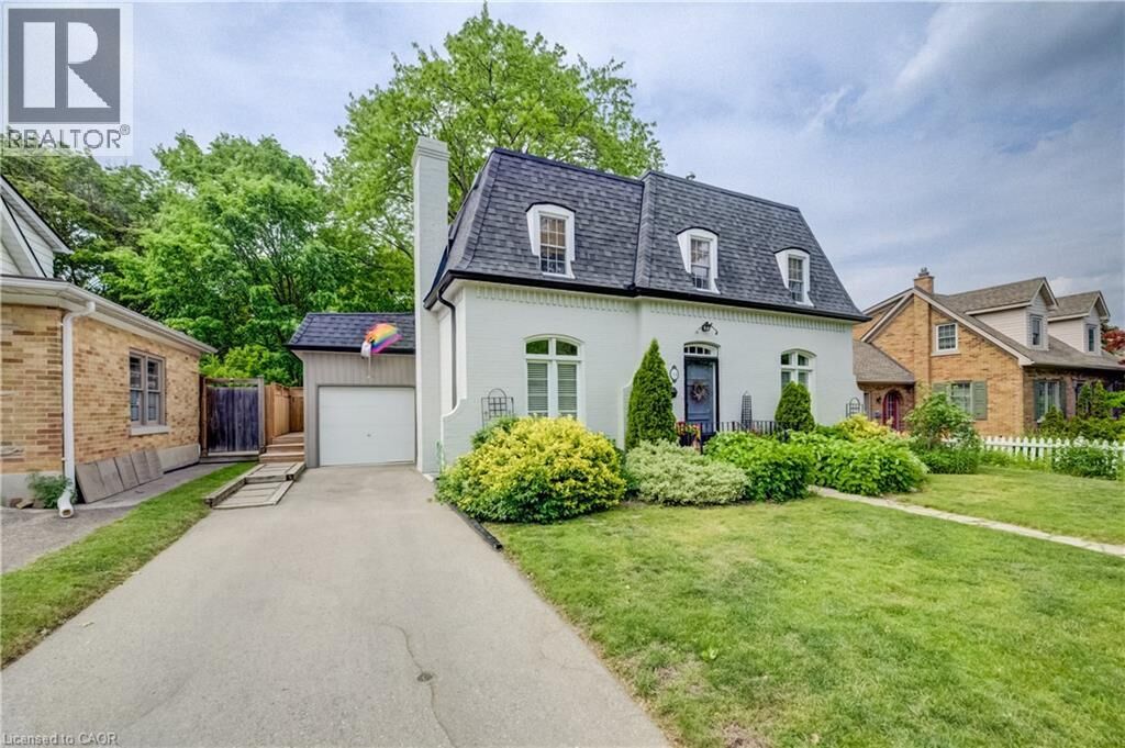 Property Photo: 314 Glasgow Street ON N2M 2M8